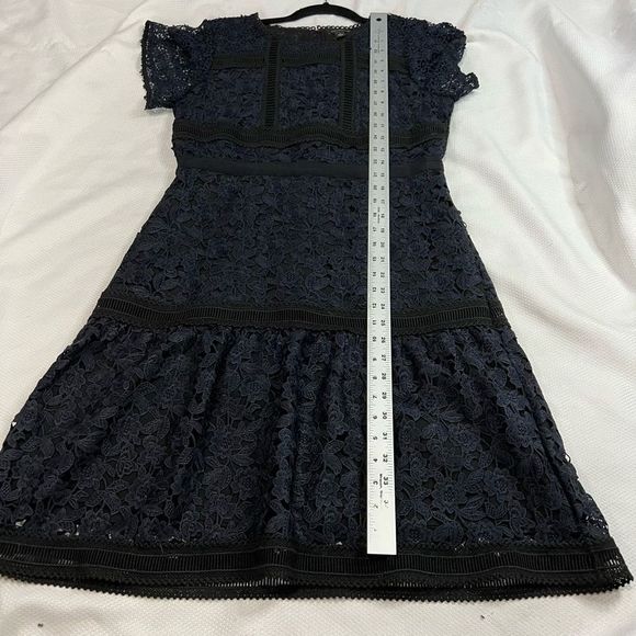 Ann Taylor Dark Blue & Black Lace Short Sleeve Dress - Picture 4 of 7